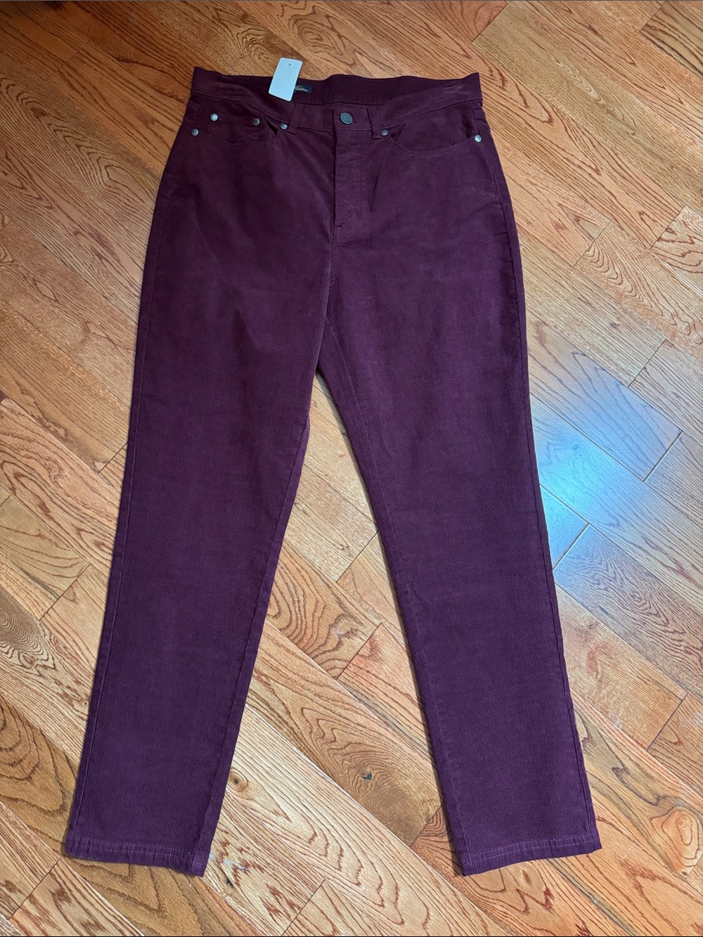 Brooks Brothers High-Rise Slim Corduroy in Burgundy